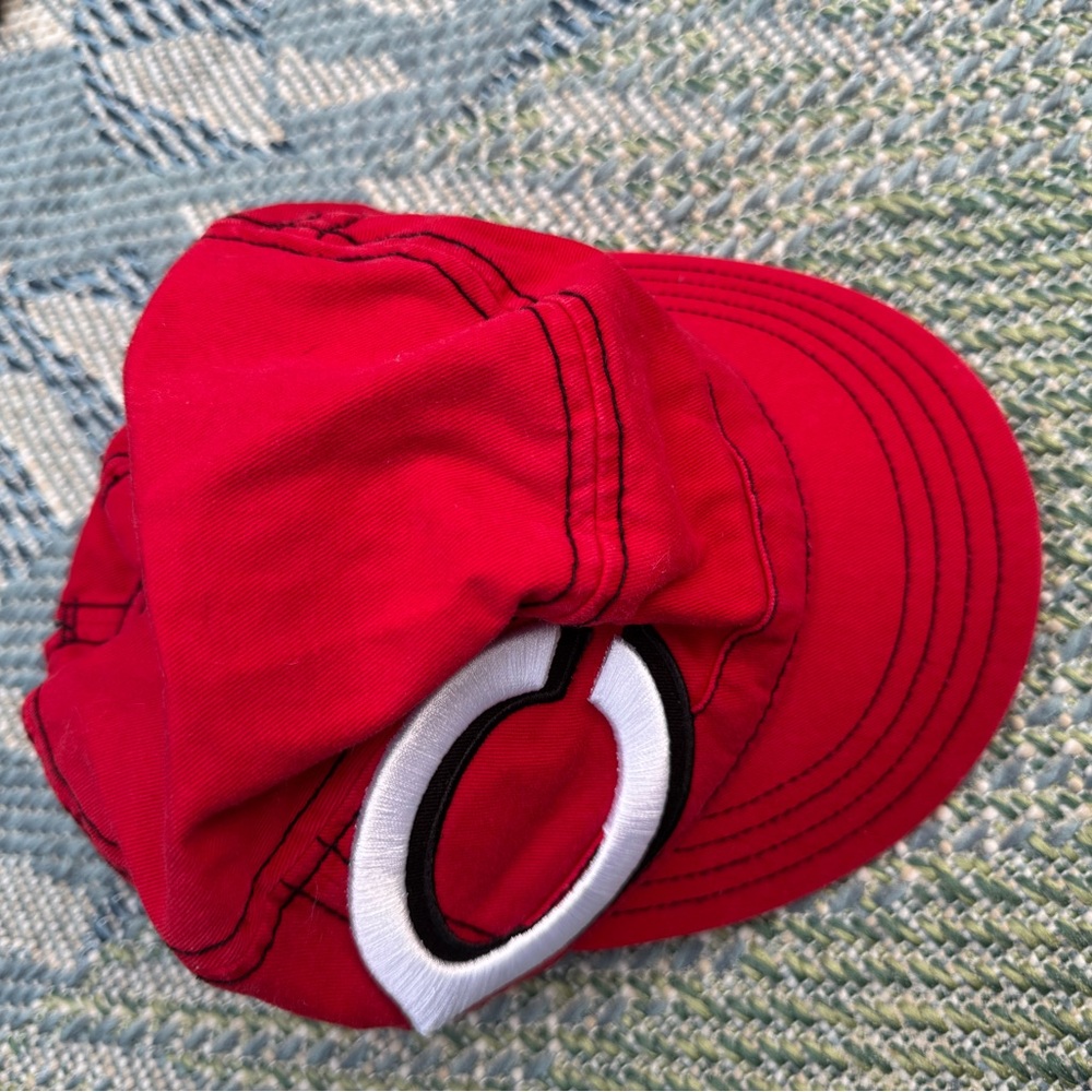 Cincinnati Reds Cap with Embroidered Design